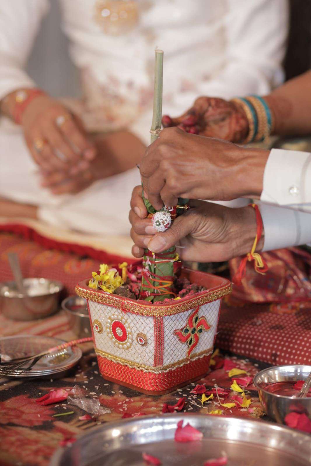 Mandap Muhrat · 01