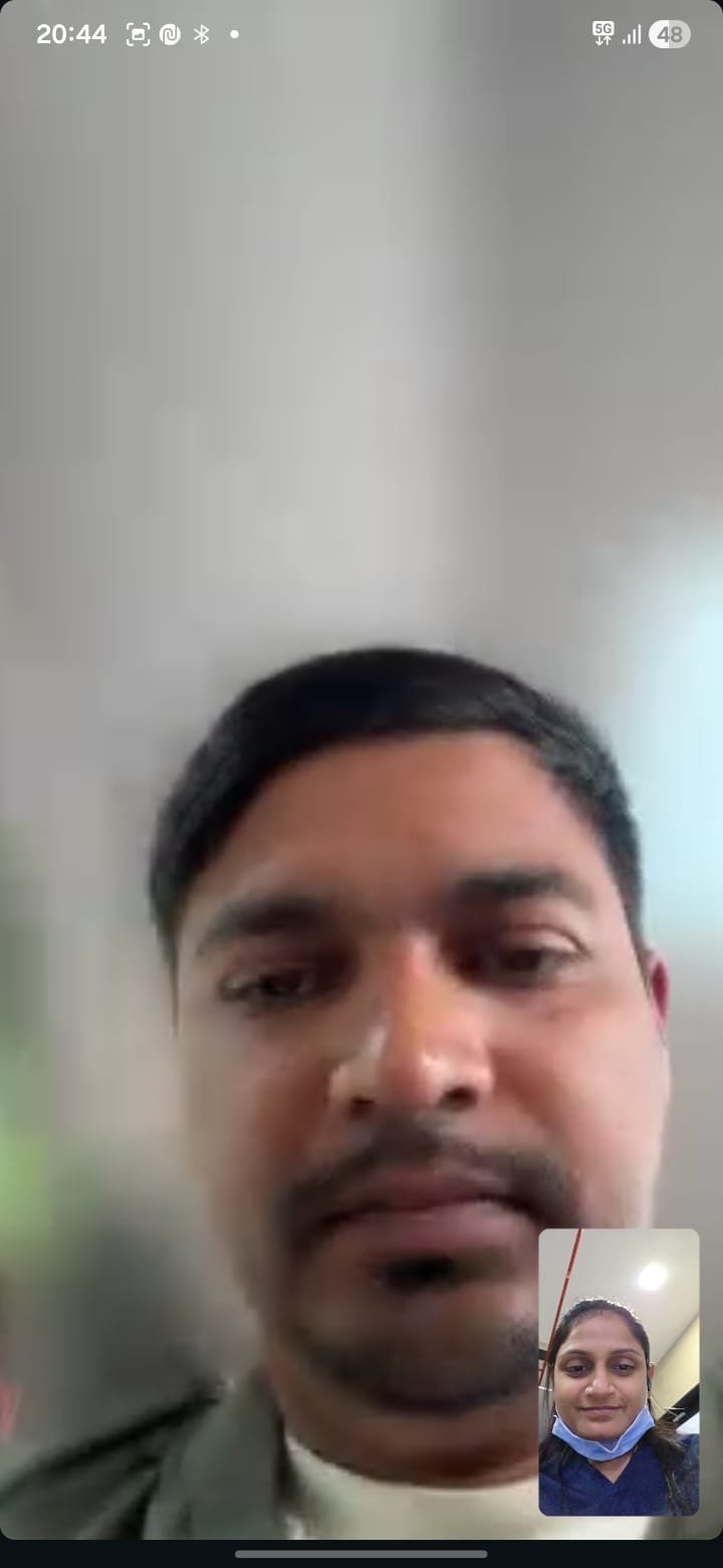 Video call · 01